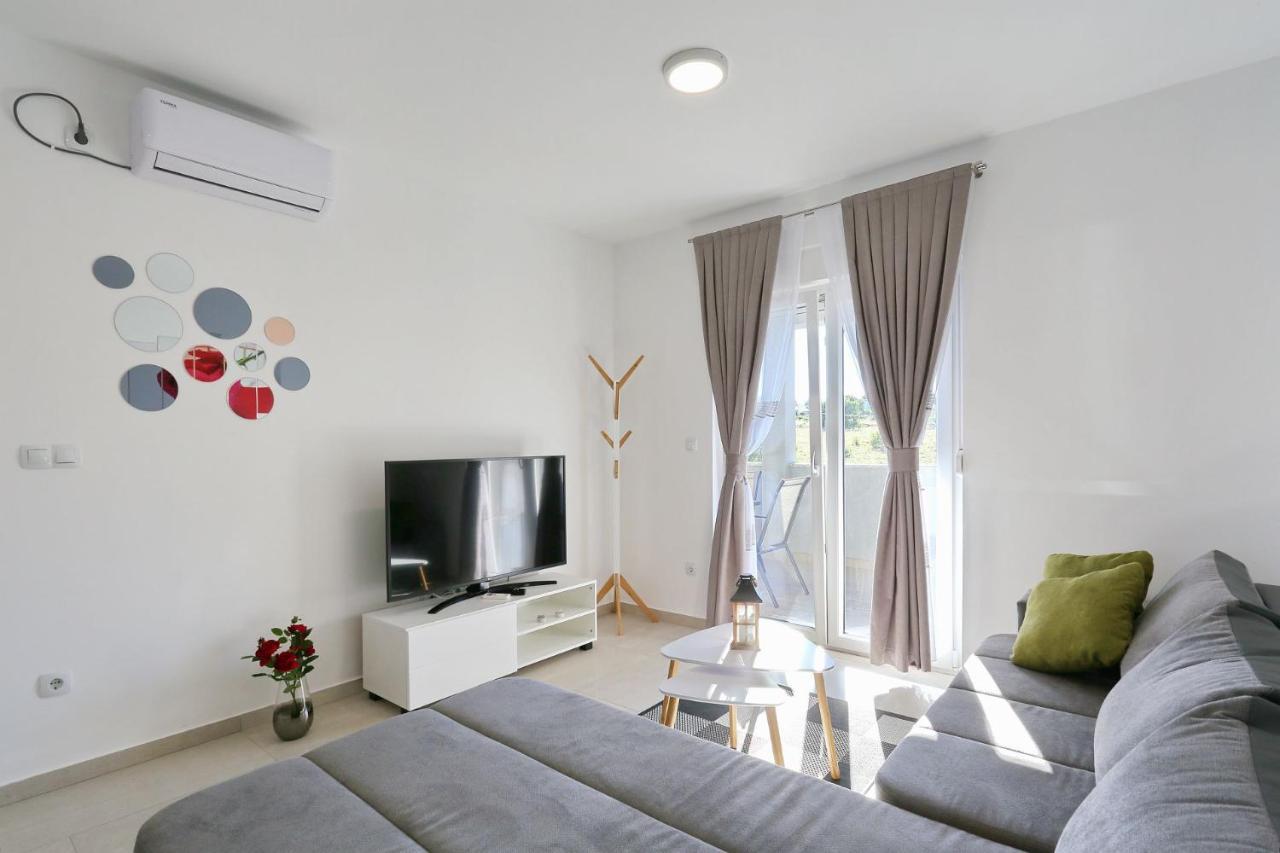 Apartments Lisac Vir Kültér fotó